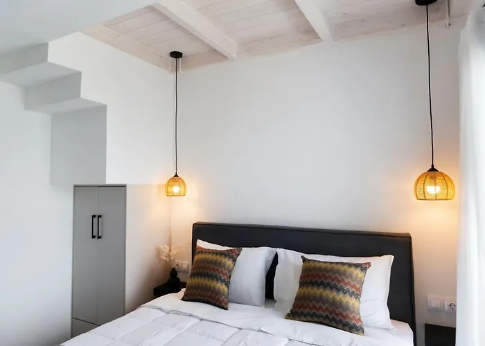 Apartman Pillow *