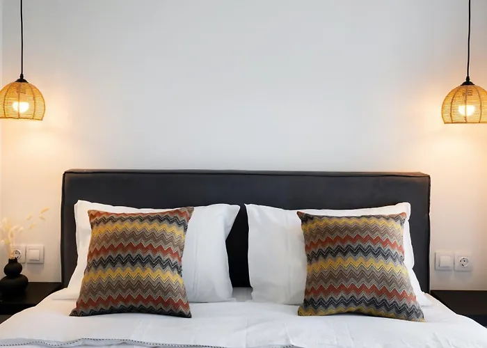 Apartman Pillow