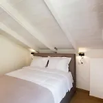 Pillow Apartament *